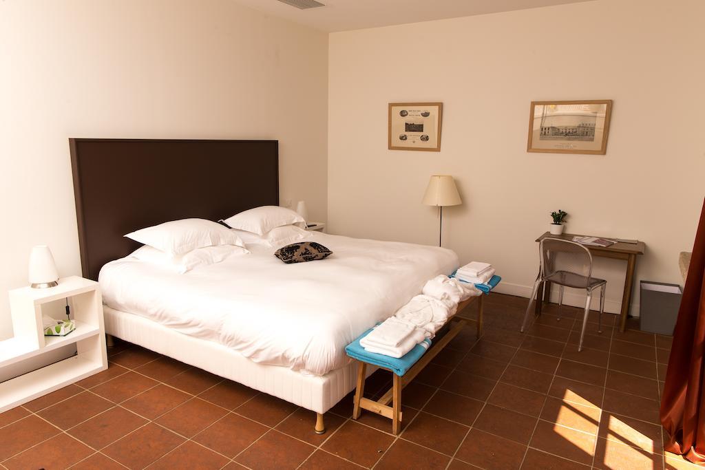 Les Cinq Sens Du Chateau Mayne Lalande Hotel Castelnau-de-Medoc Phòng bức ảnh